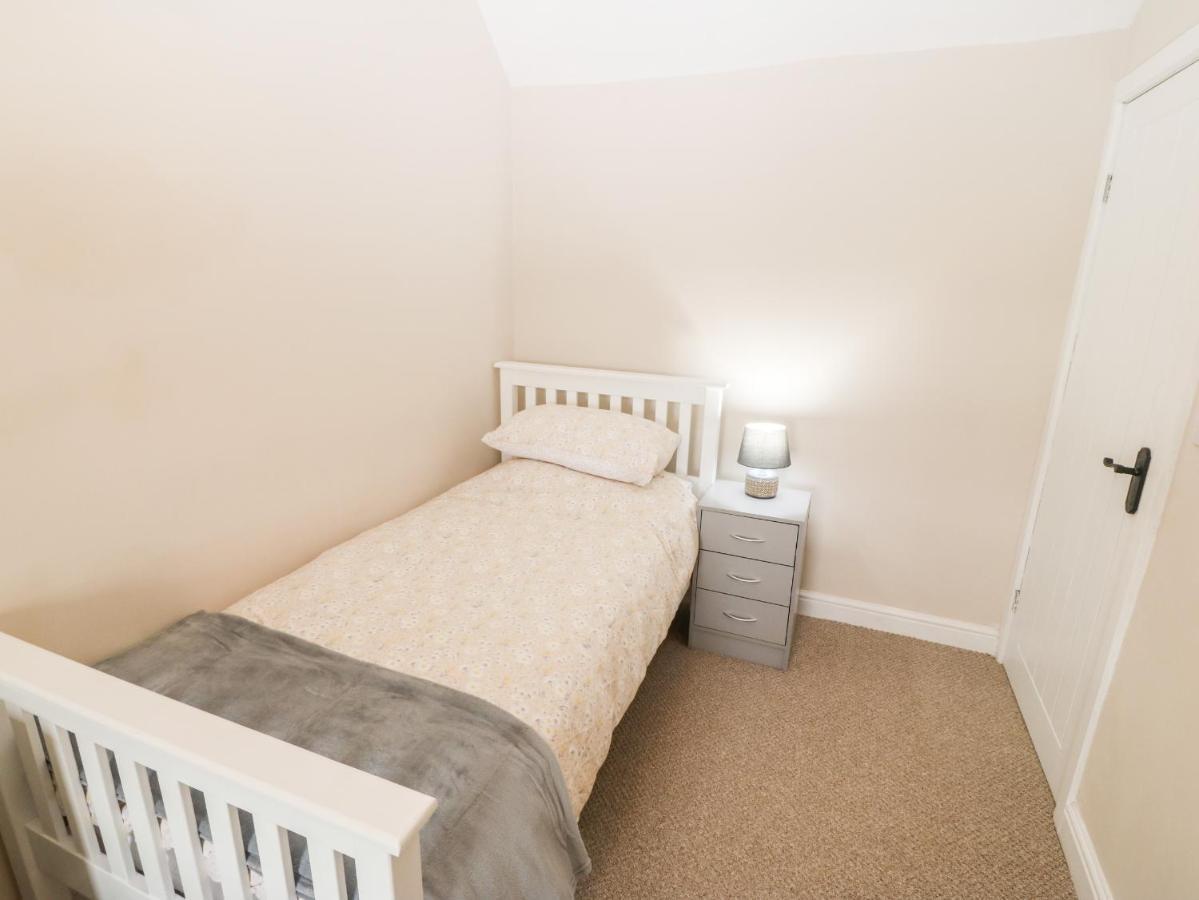 3 Green Terrace Gaerwen Esterno foto